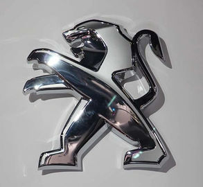 Acrylvakuum 3D, das Ausrüstung auf Auto-Logo-Vakuummetallabscheideanlage metallisiert