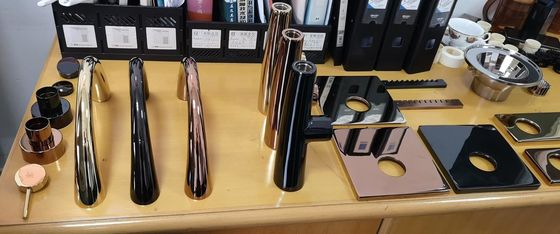 Ein guter Preis. Messinghähne PVD Überzug-Maschine, Beschichtungen der SS-Rohr-Hahn-PVD Online