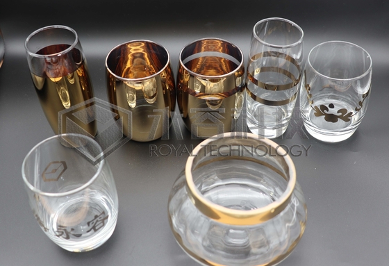 2 Seiten Goldbeschichtung auf Glaswaren mit Ionenplattierungsmaschine Porzellanwaren Gold- und Silberbeschichtung mit Mustern